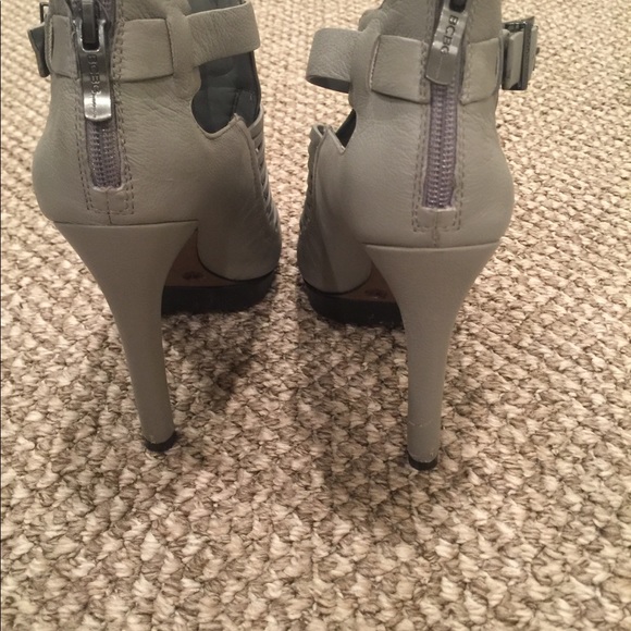 BCBG PEEP TOE BOOTIE - Picture 3 of 4